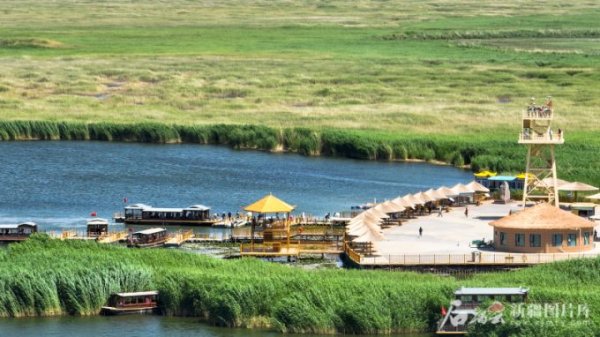 最新股票配资配资网 “中国式现代化的万千气象”网络名人新疆行活动丨自然与非遗共绘多彩画卷