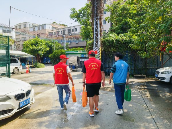 配资知识股 曦光济困丨“珠光暖情·爱满沙头”沙头街探访慰问活动